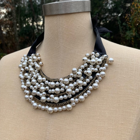 Pearl and Chain Beaded Statement Collar Necklace - Picture 4 of 10